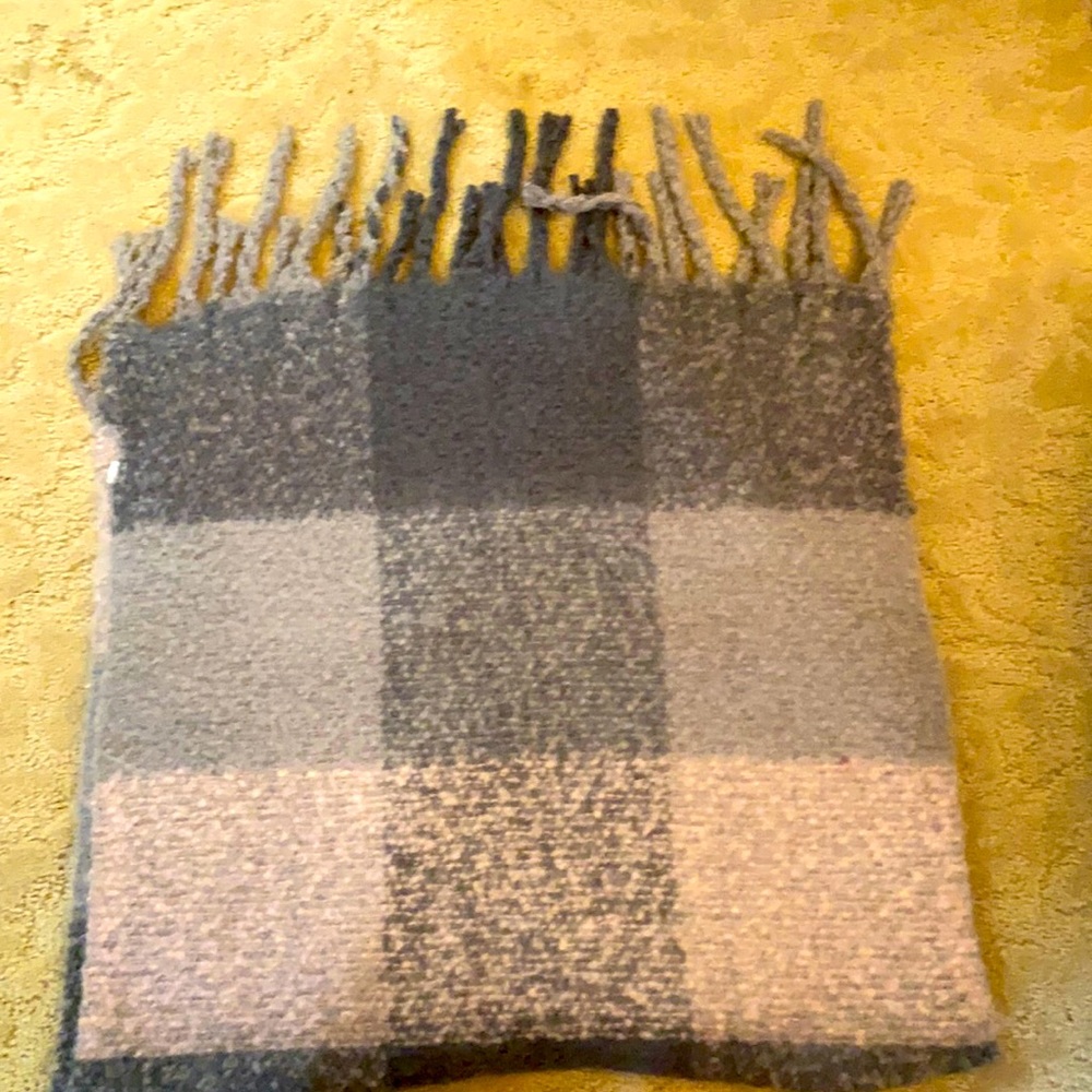 Blanket scarf